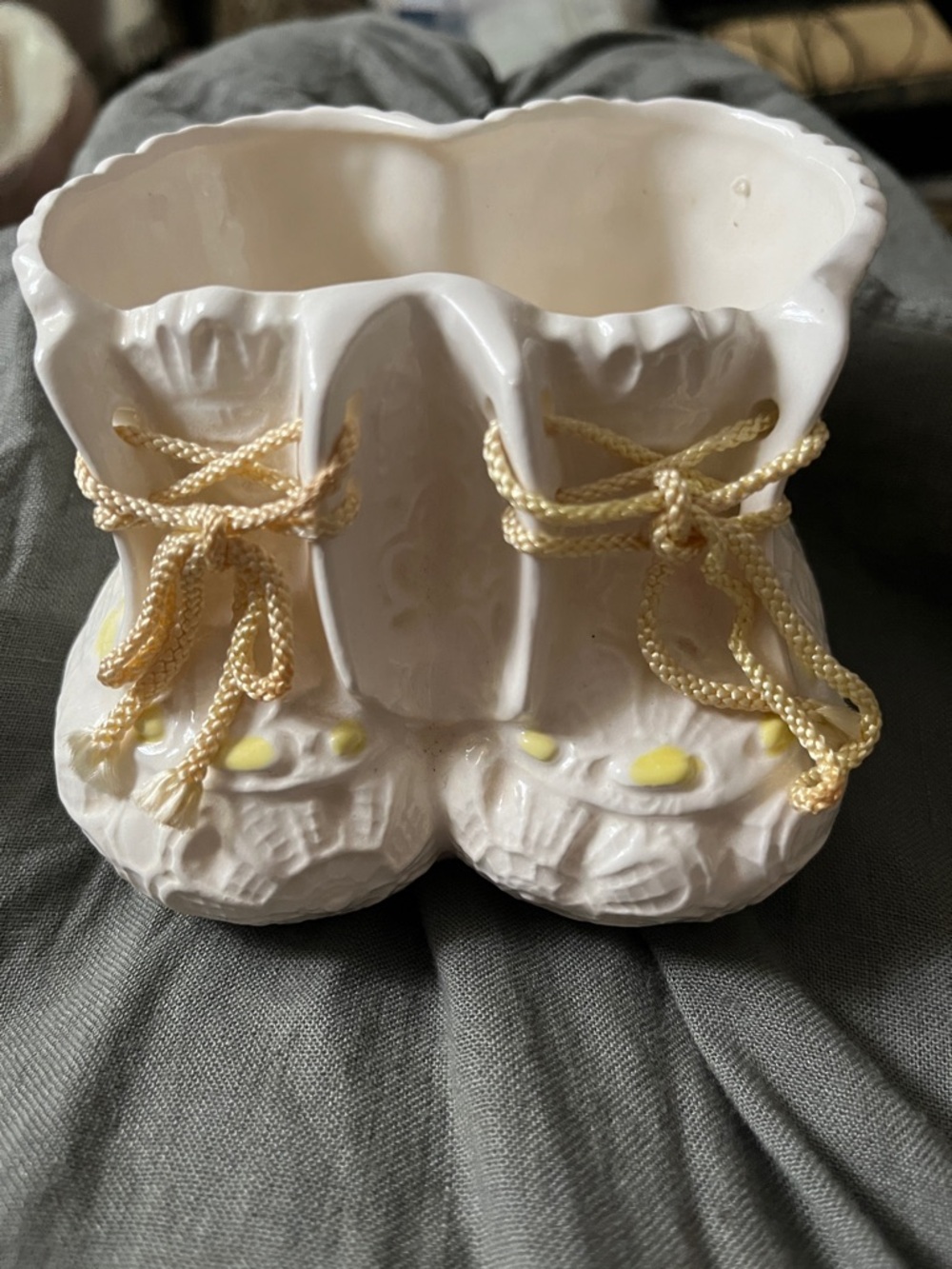 Lefton Ceramic Baby Booties Planter - White with Yellow Accents